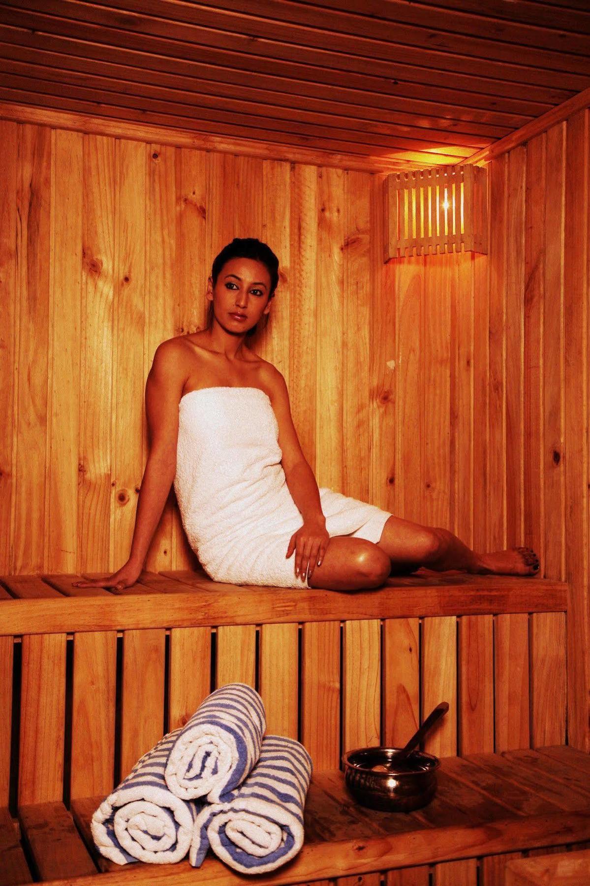 Treehouse Hotel Club & Spa Dhāruhera エクステリア 写真